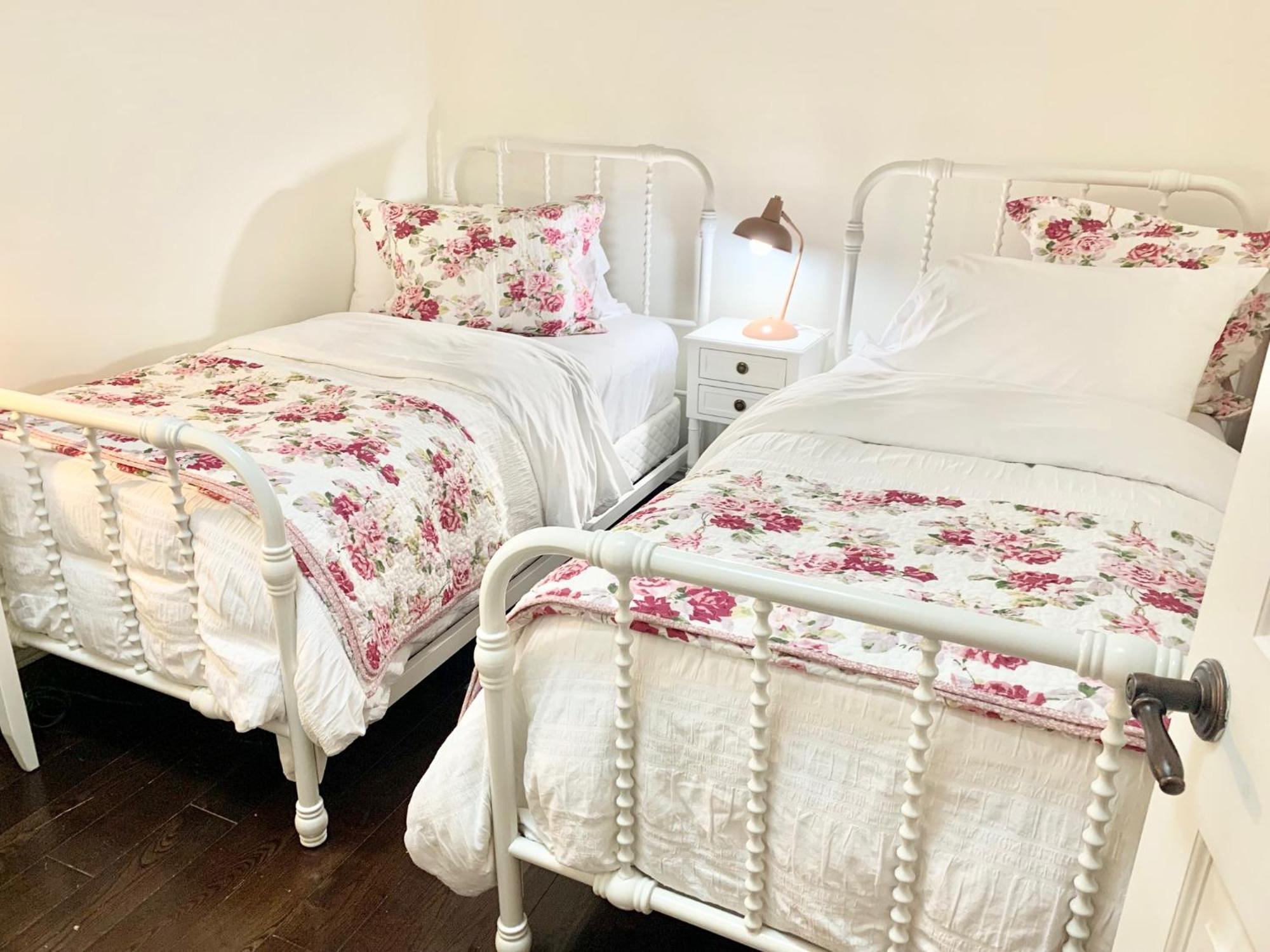 Plantation House Bed & Breakfast Port Hope Esterno foto